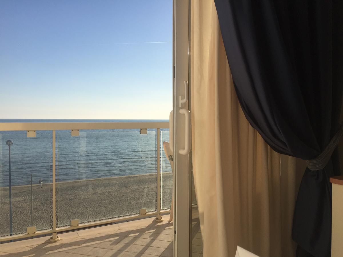 Hotel Lido Follonica Εξωτερικό φωτογραφία